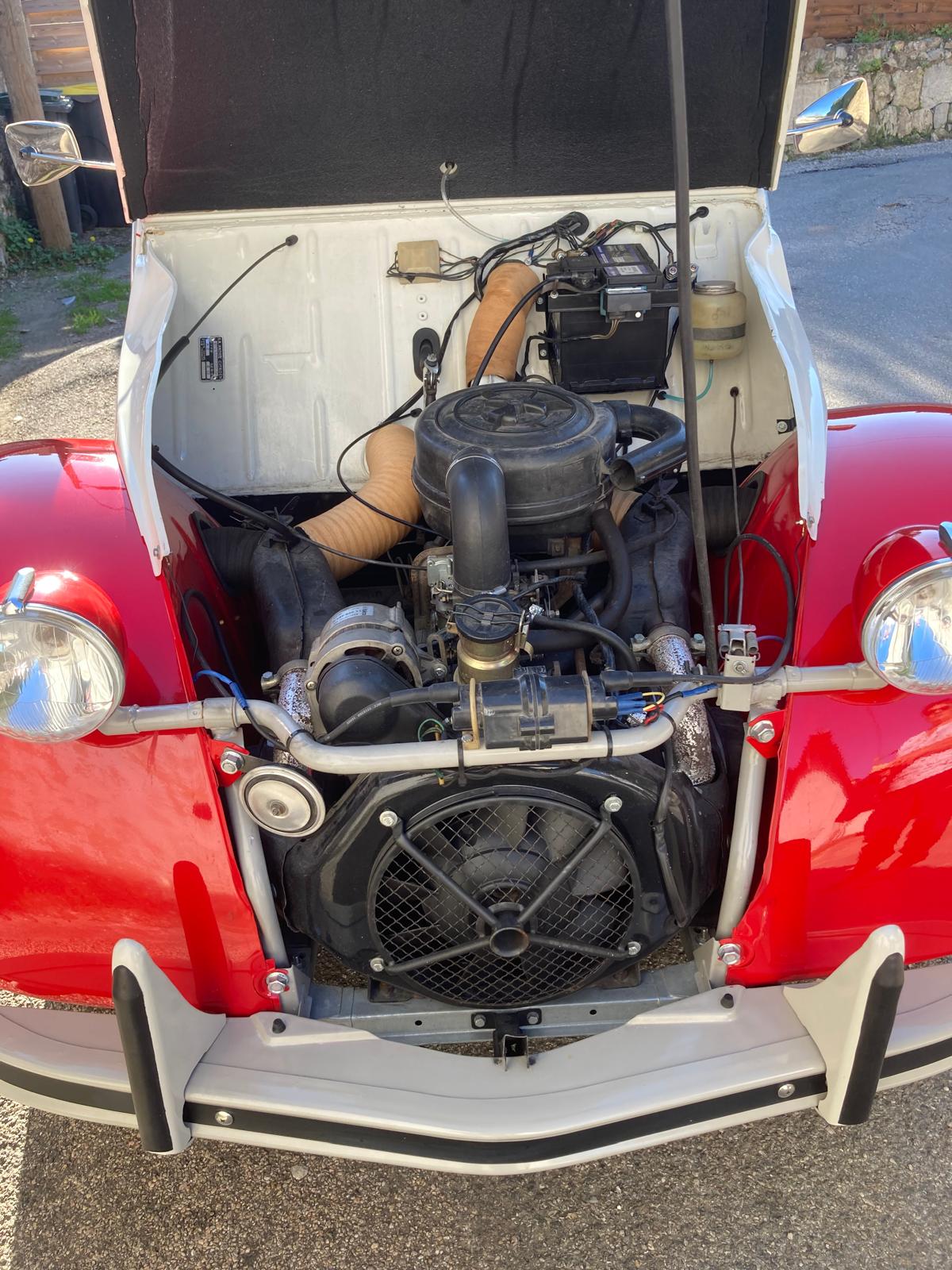 2CV DOLLY blanche et rouge