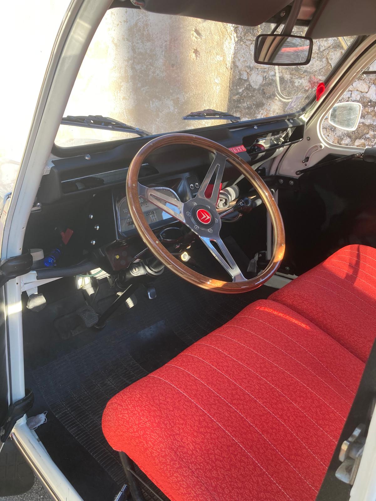 2CV DOLLY blanche et rouge