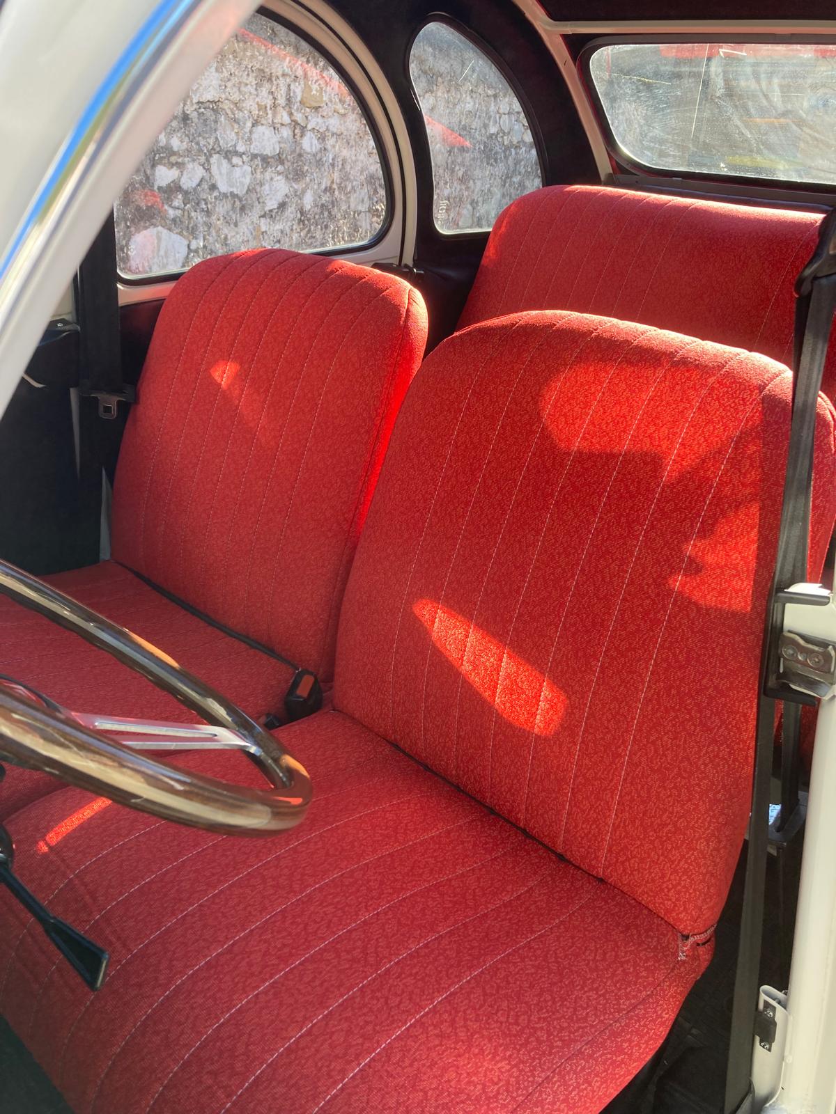 2CV DOLLY blanche et rouge